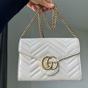 Gucci GG MARMONT MATELASSÉ MINI BAG